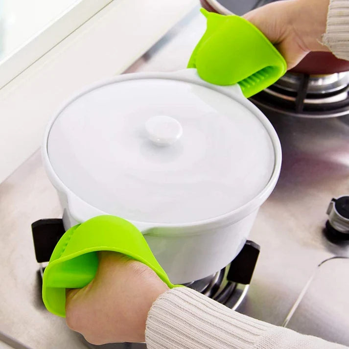 Silicone Heat Resistant Potholder – Kitchen & Baking Mitt