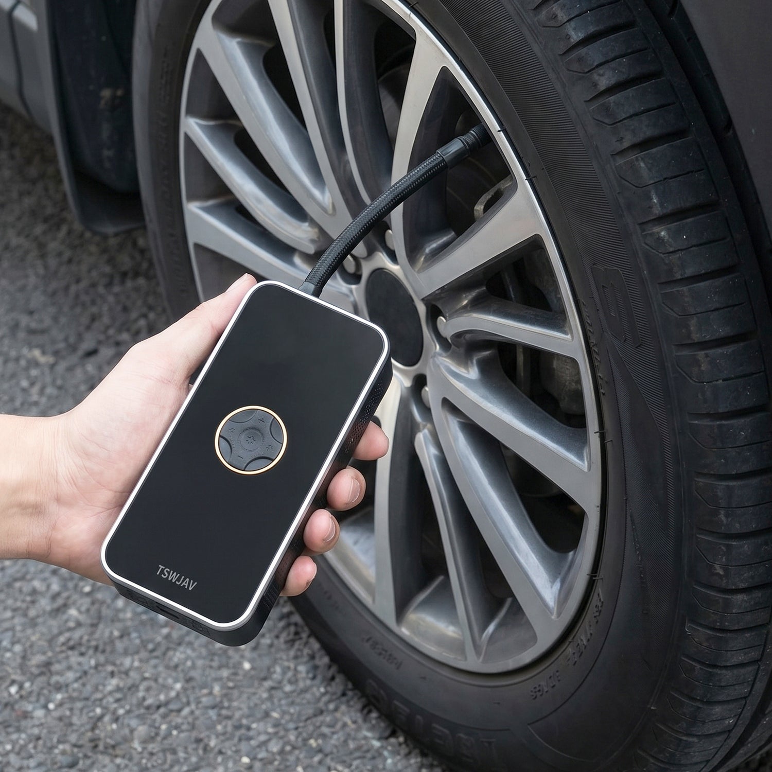 Portable Electric Car Tyre Air Pump  Rechargeable Wireless Inflator (1 Set)