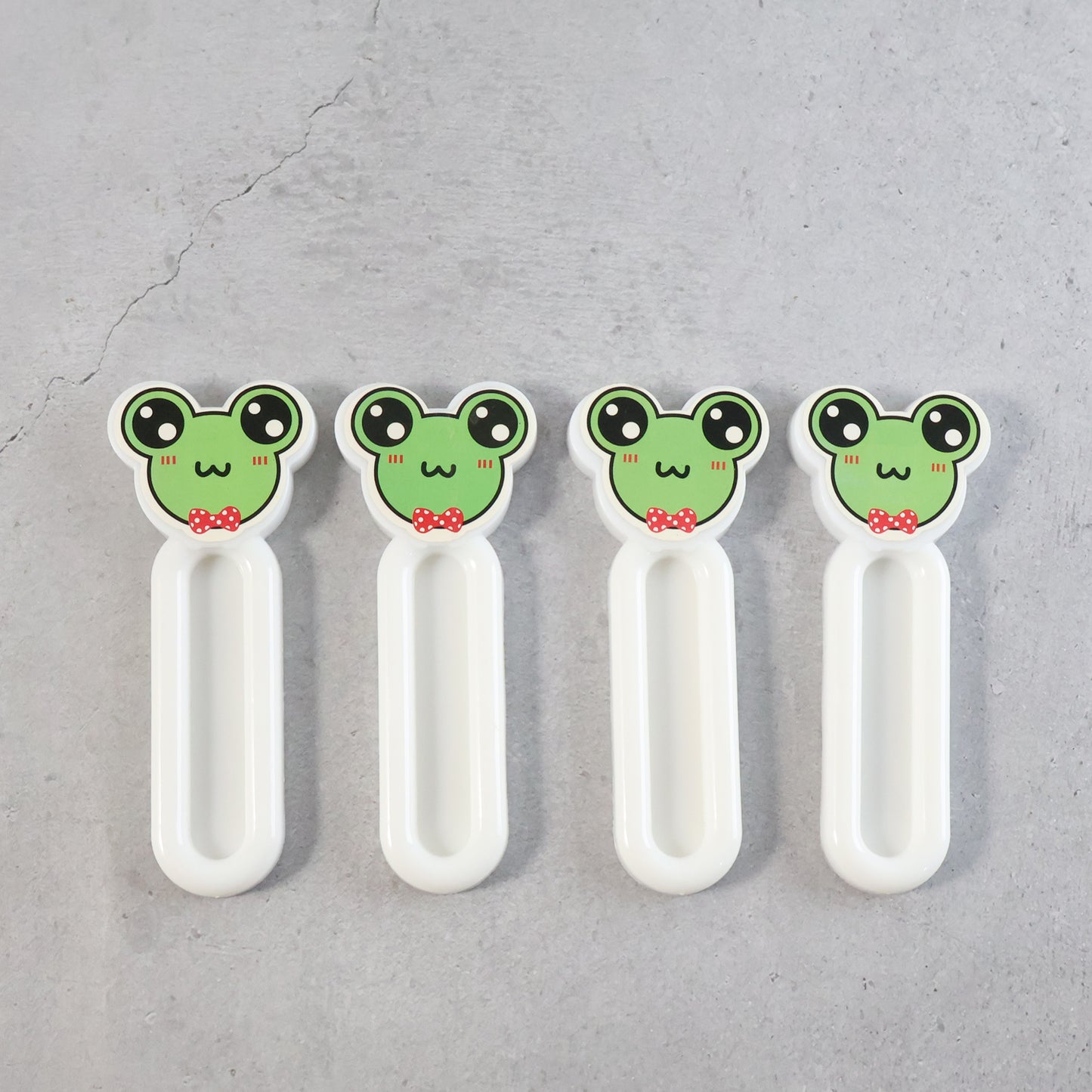Self Stick Push Pull Helper (4 Pc)