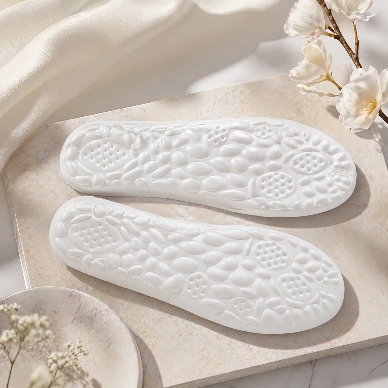 Premium Cushion Support Insoles For Shoes (1 Pair 42 To 45 Size)