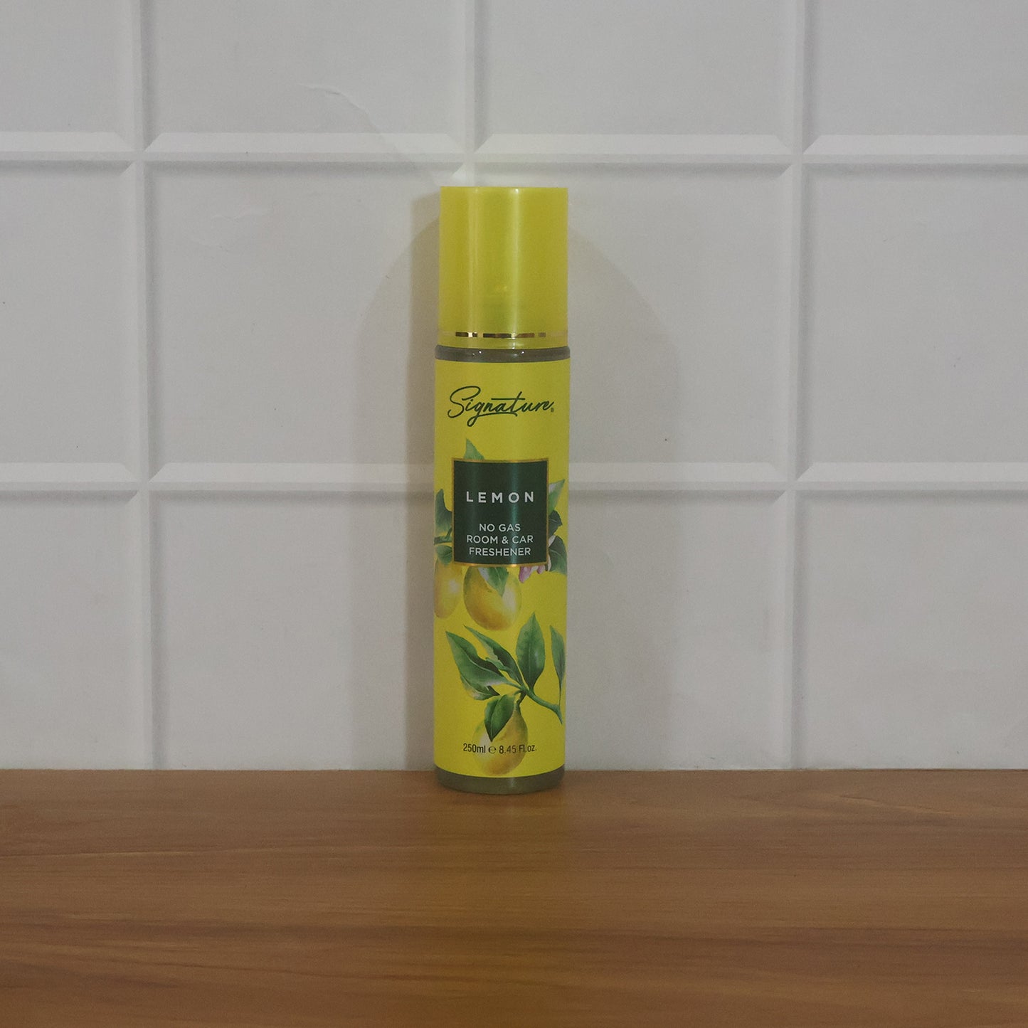Signature Lemon Room  Car Freshener Spray 250 Ml
