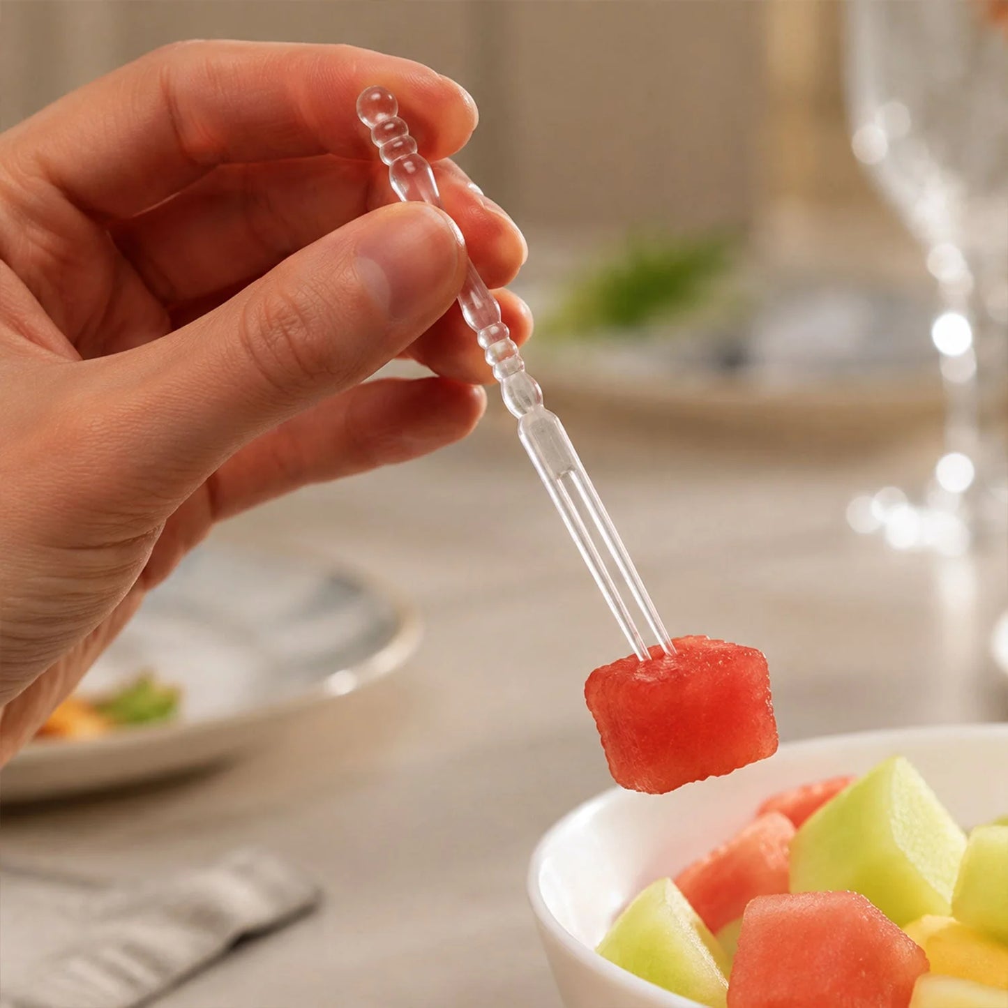 Mini Disposable Plastic Fruit Fork For Parties Snacks And Desserts (1 Pack)