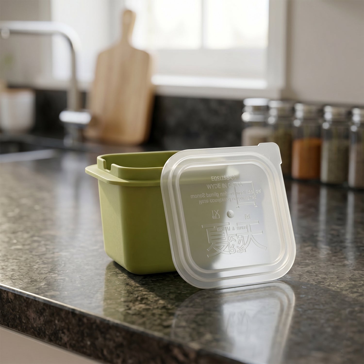 Multipurpose Plastic Storage Container Box With Lid (1 Pc)