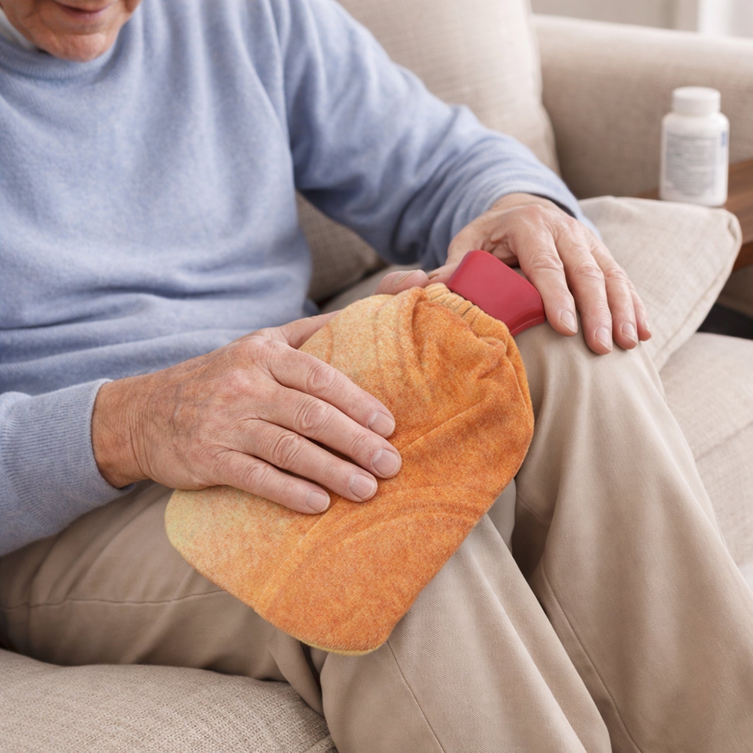 Reusable Hot Water Bag With Soft Fabric Cover (1 Pc)